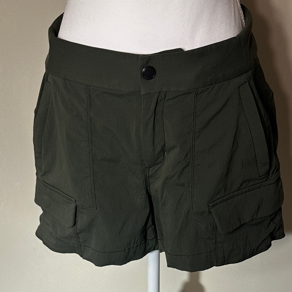 Athleta Olive Cargo Shorts for Women